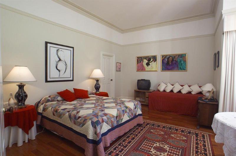 Ford House Bed & Breakfast ブリッジタウン エクステリア 写真