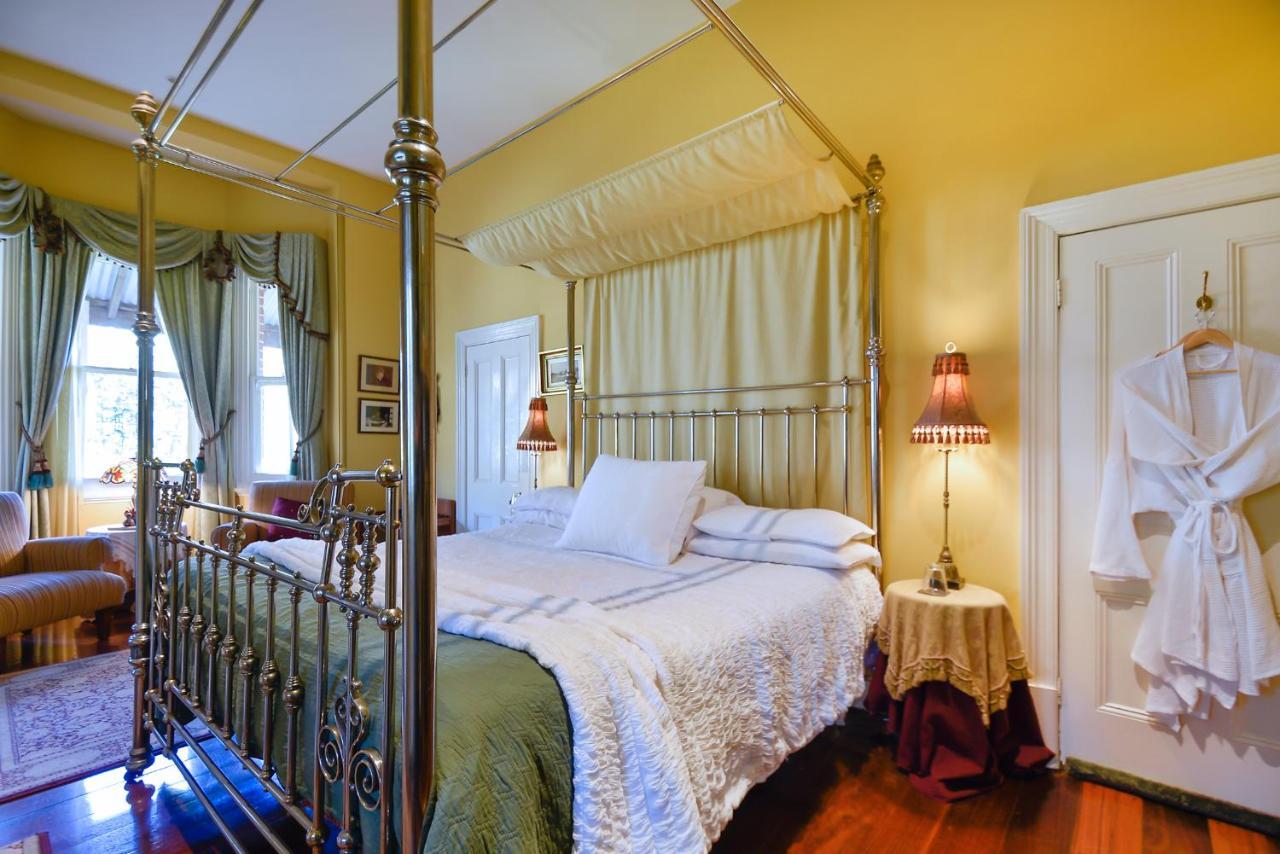 Ford House Bed & Breakfast ブリッジタウン エクステリア 写真